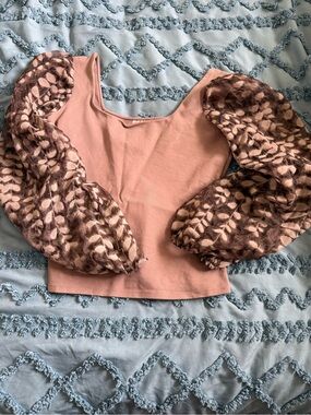 Buckle Pink Top with Patterned Puff Sleeves
